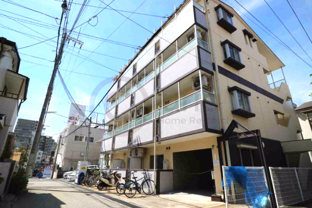 ルーブル西灘の外観写真