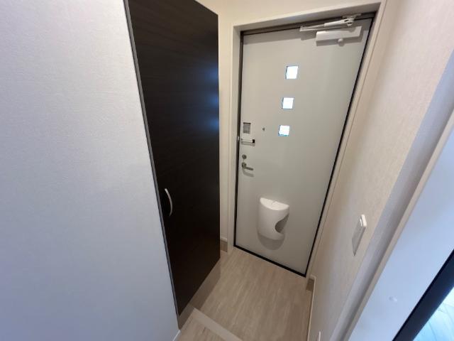 リュクス摩耶の玄関写真