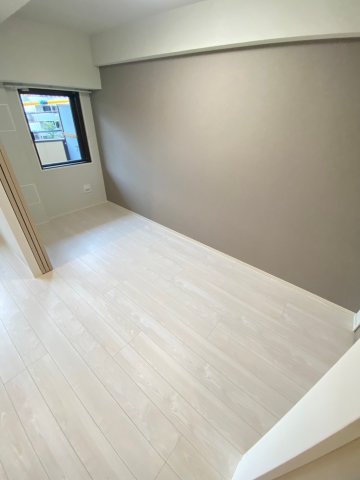 フレンシア西宮北口の居間写真