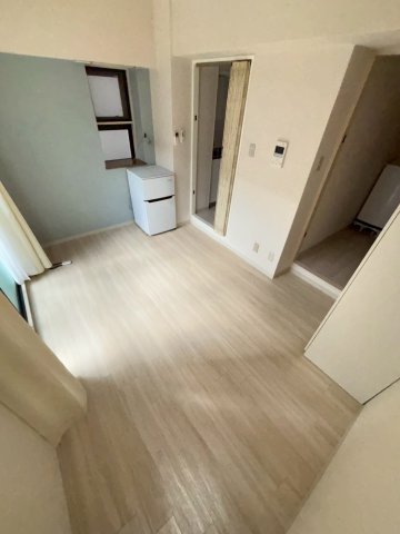 ジョイフル六甲Vの居間写真