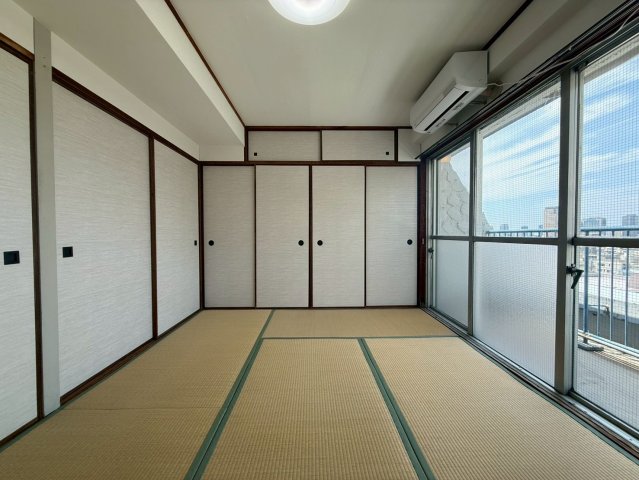 北野コーポラスの居間写真