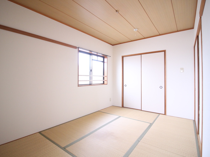アゼリア六甲の居間写真