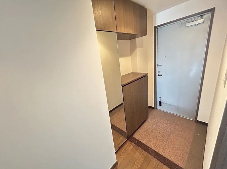 ファミール芦屋東の玄関写真