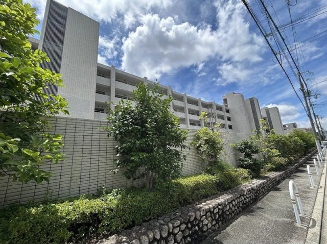 ファミール芦屋東の外観写真