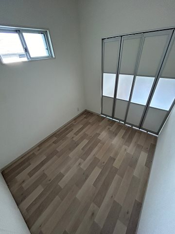 グランクリュ西宮の居間写真