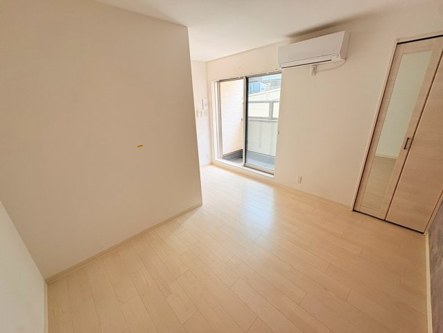 レクエルド深江の居間写真