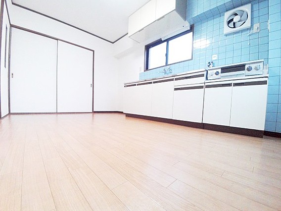 レジデンス住吉の居間写真