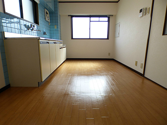 レジデンス住吉の居間写真