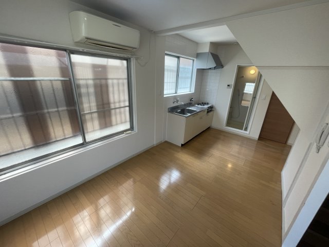 ノベラ篠原北町の居間写真