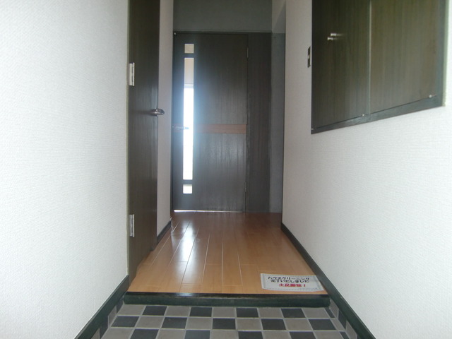 モンスフェール篠原北町の玄関写真