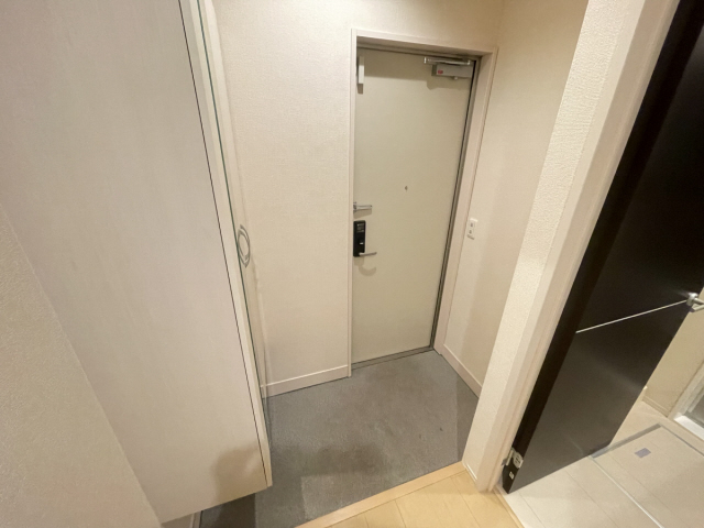 D-room高羽の玄関写真
