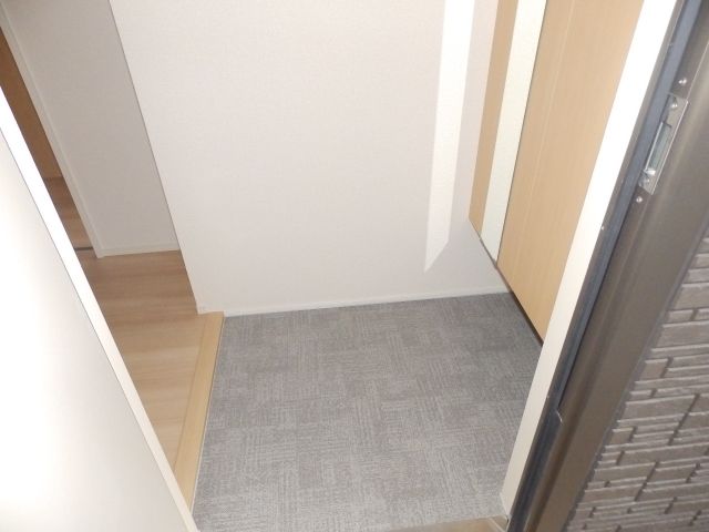 クレール天城通の玄関写真