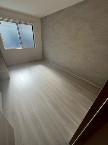 CalmCourt門戸の居間写真