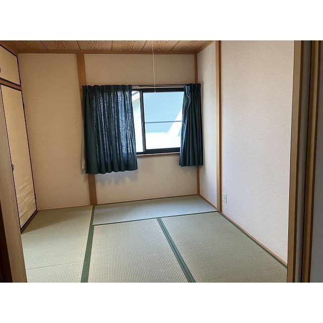 魚崎南町3丁目戸建の居間写真