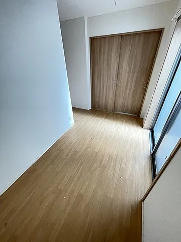 セレッソバ—ジェの居間写真