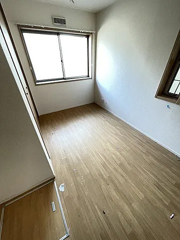 セレッソバ—ジェの居間写真