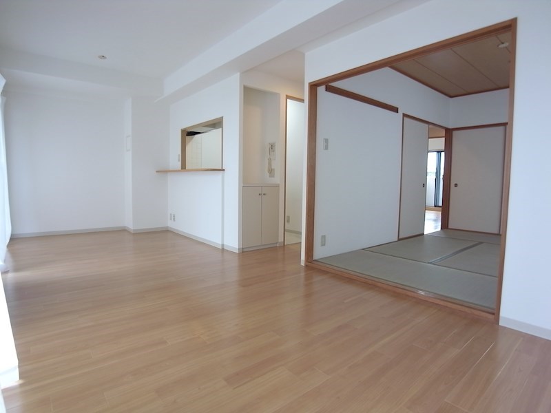 アーバネックス芦屋業平の居間写真