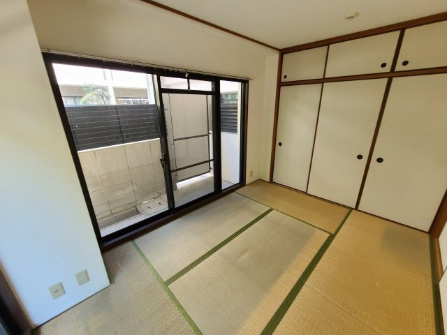 吉光アドニス芦屋の居間写真