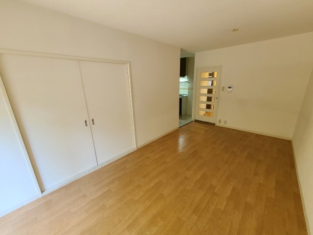 吉光アドニス芦屋の居間写真
