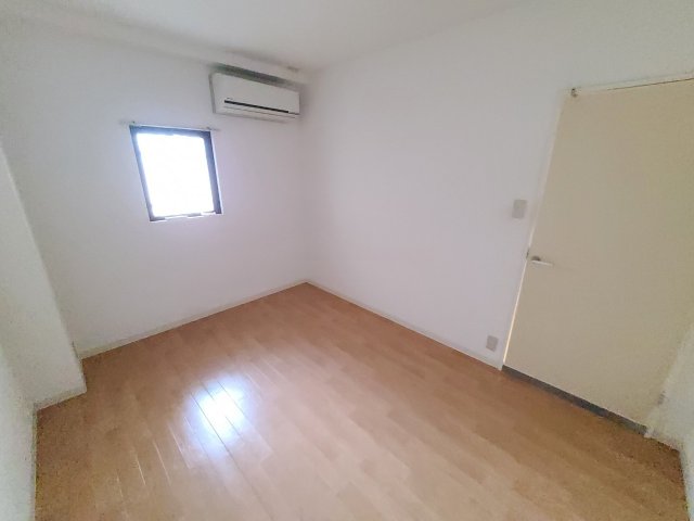 吉光アドニス芦屋の居間写真