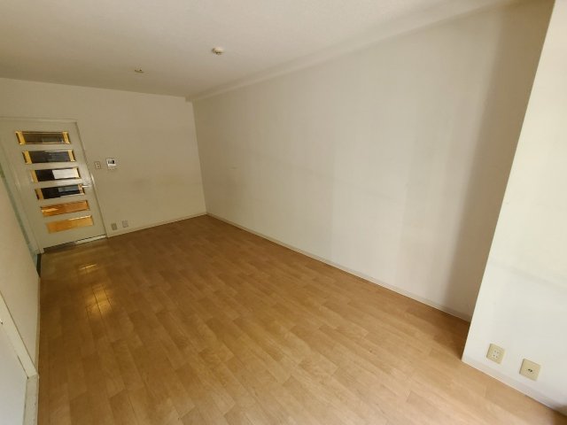 吉光アドニス芦屋の居間写真