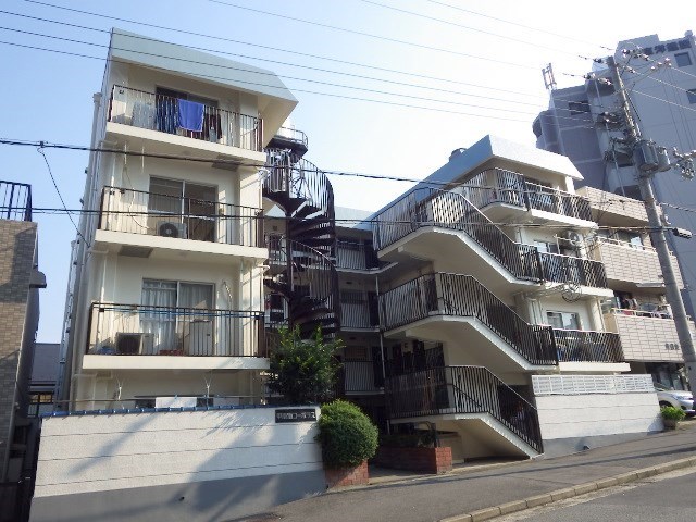甲南灘コーポラスの外観写真