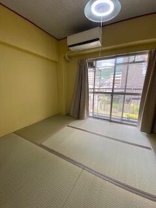 甲南灘コーポラスの居間写真