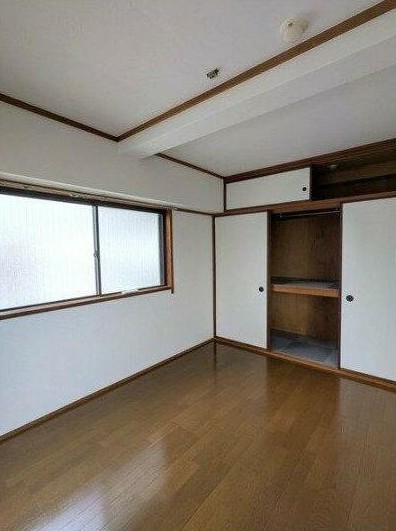 ハイツパーソン倉石の居間写真
