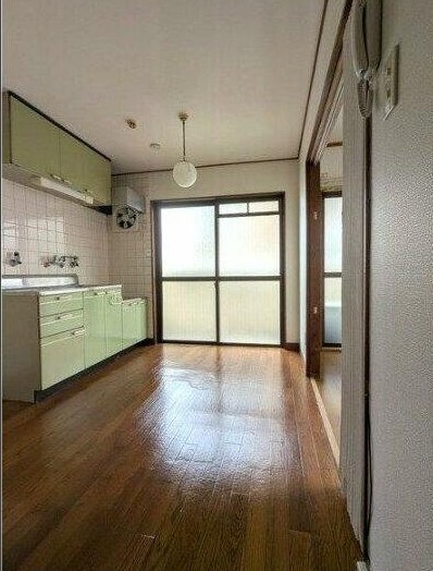 ハイツパーソン倉石の居間写真