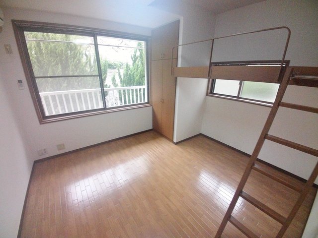 六甲ガーデンホームズの居間写真