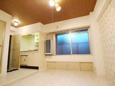 ネオダイキョー芦屋川の居間写真