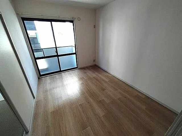 本山ヴィレッジの居間写真