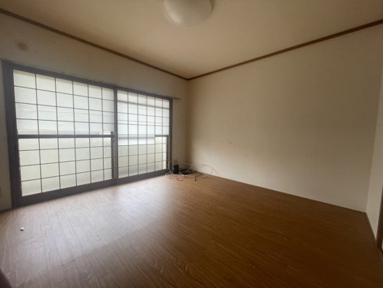 チャフル甲東の居間写真