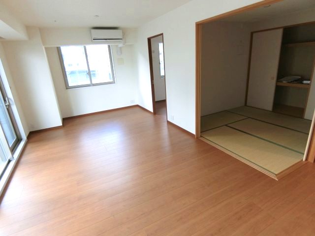 神戸ハーバータワーの居間写真