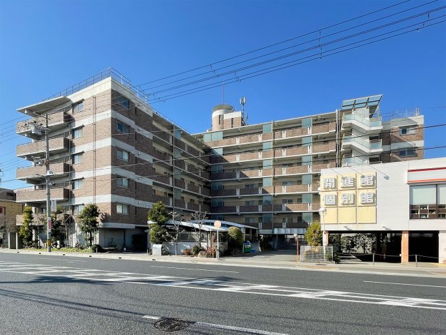 アプランドルの外観写真