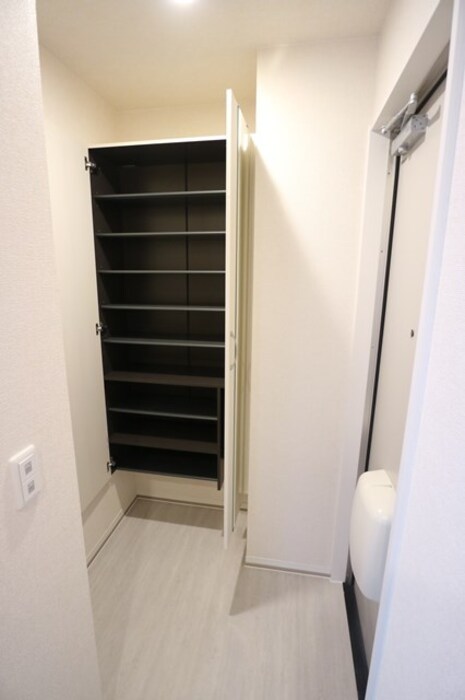 D-room WEST PARK西宮の玄関写真