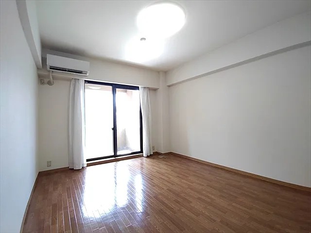 アトリウム芦屋の居間写真