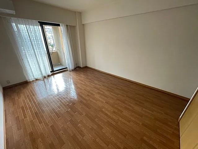 アトリウム芦屋の居間写真