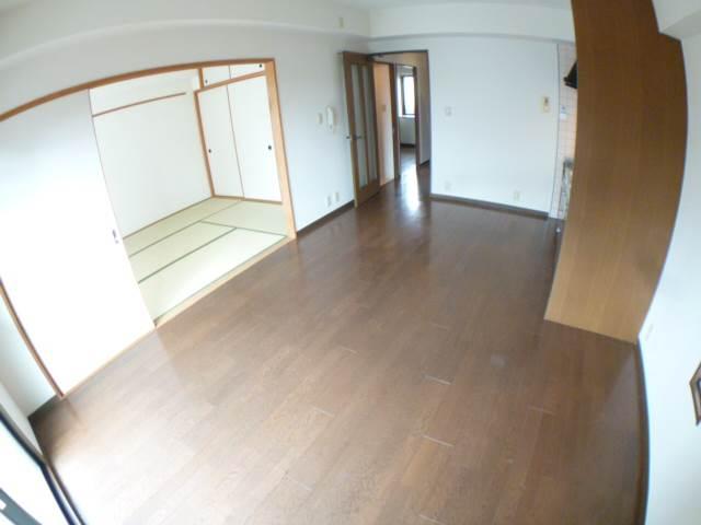 LAZO御影の居間写真