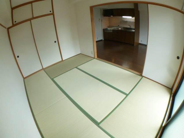 LAZO御影の居間写真