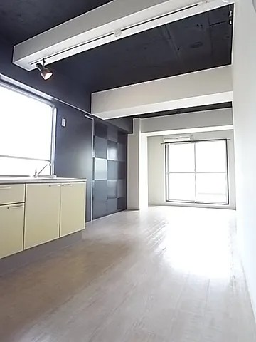 アダチマンションの居間写真
