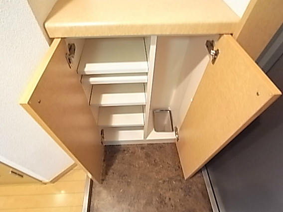 エステム三宮山手センティールの玄関写真