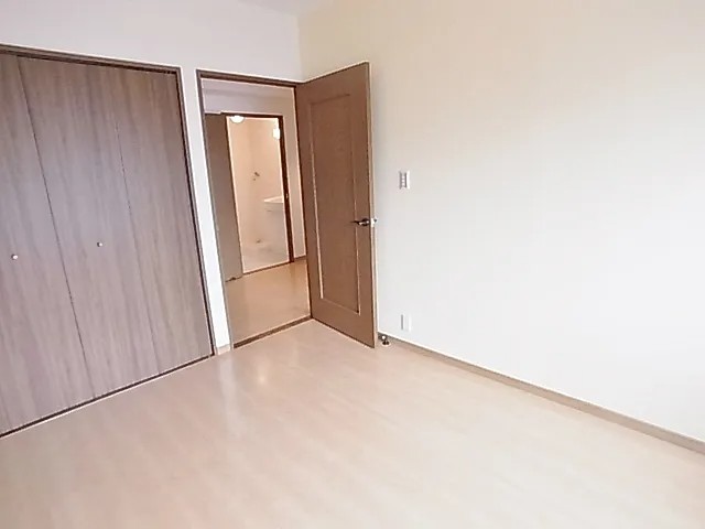 グランディア東灘の居間写真