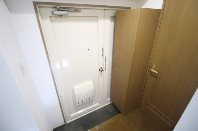 ルナメゾン芦屋の玄関写真