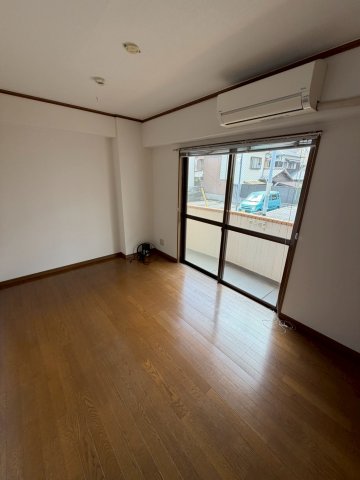 ルナメゾン芦屋の居間写真