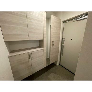 サンパティーク住吉の玄関写真
