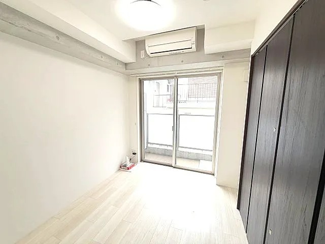 エカルラート青谷の居間写真