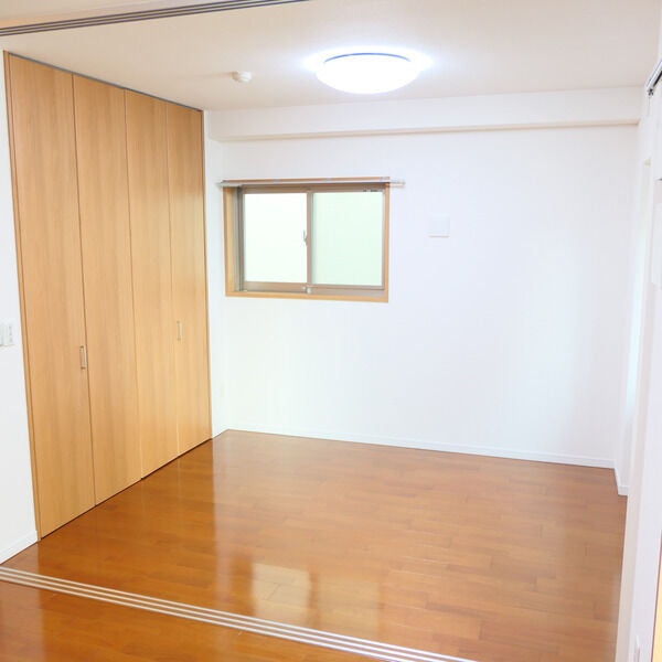 CASA甲子園口Iの居間写真