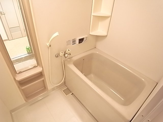 グレイスコート直井の風呂写真