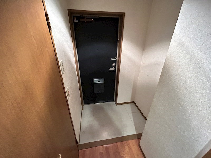 プレミール西宮の玄関写真